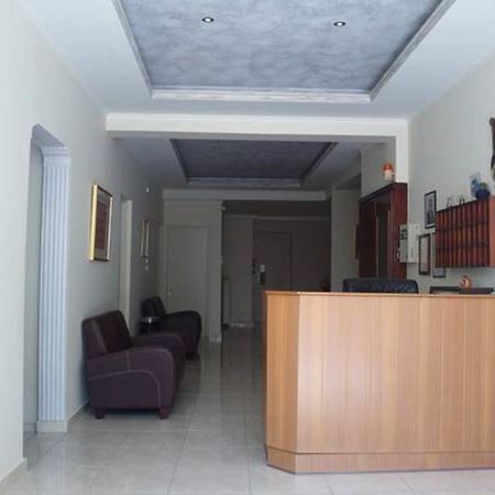 Foivos Hotell Loutra Aidhipsou Exteriör bild